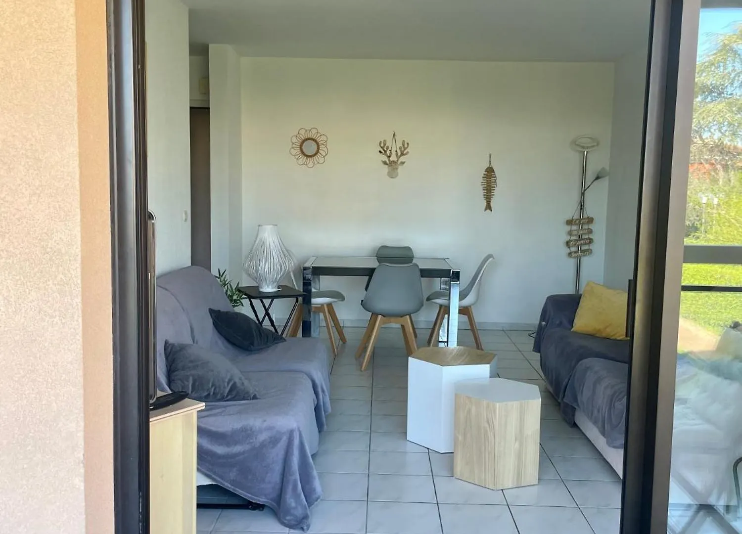 Joli Appartement Avec Piscine Antibes 0*,  France