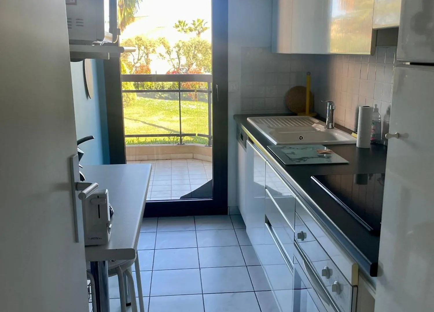 Joli Appartement Avec Piscine Antibes